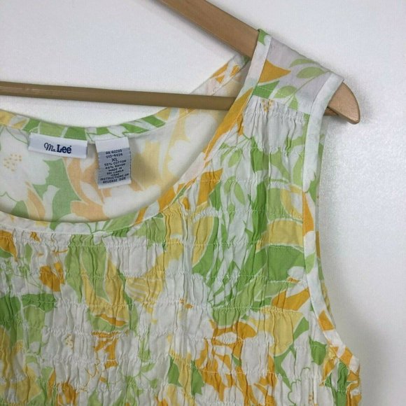 Ms. Lee Women's Smocked Crop Tank Top Size XL Floral Summer Casual Stretch White - Picture 3 of 8